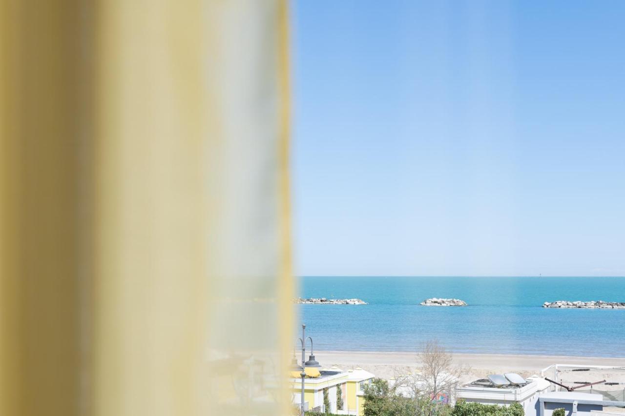 Hotel Caesar Cesenatico Dış mekan fotoğraf