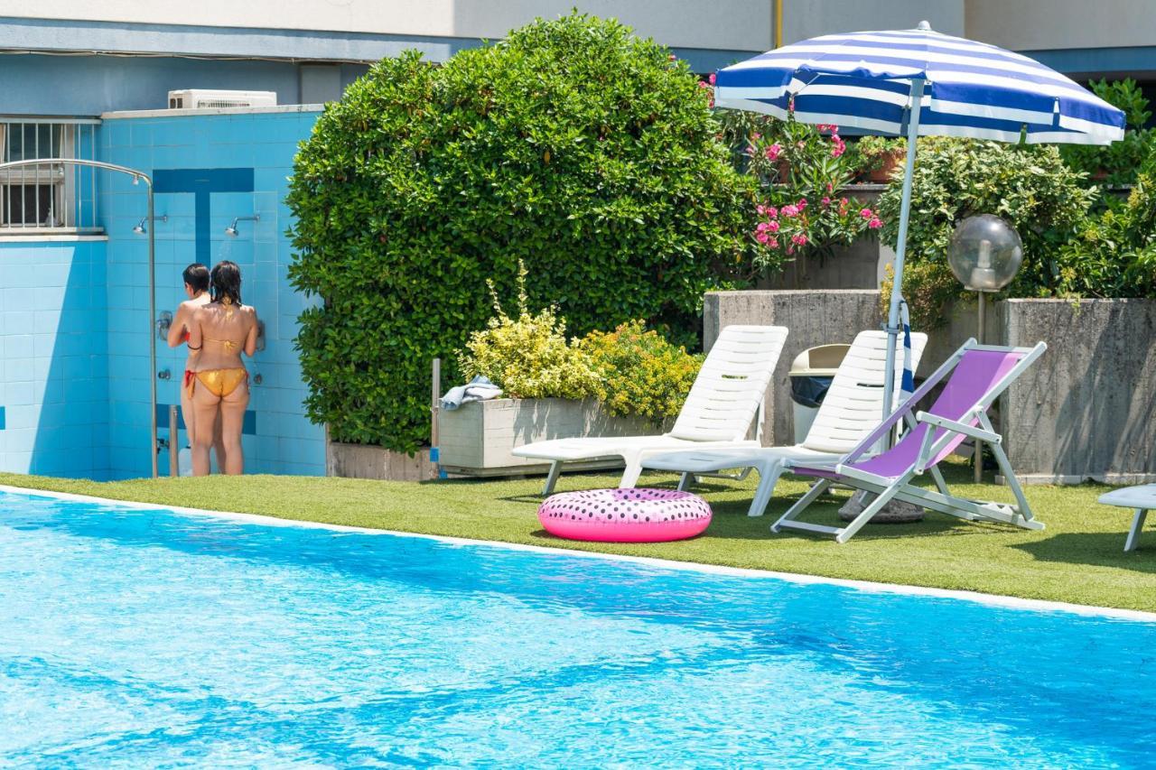Hotel Caesar Cesenatico Dış mekan fotoğraf